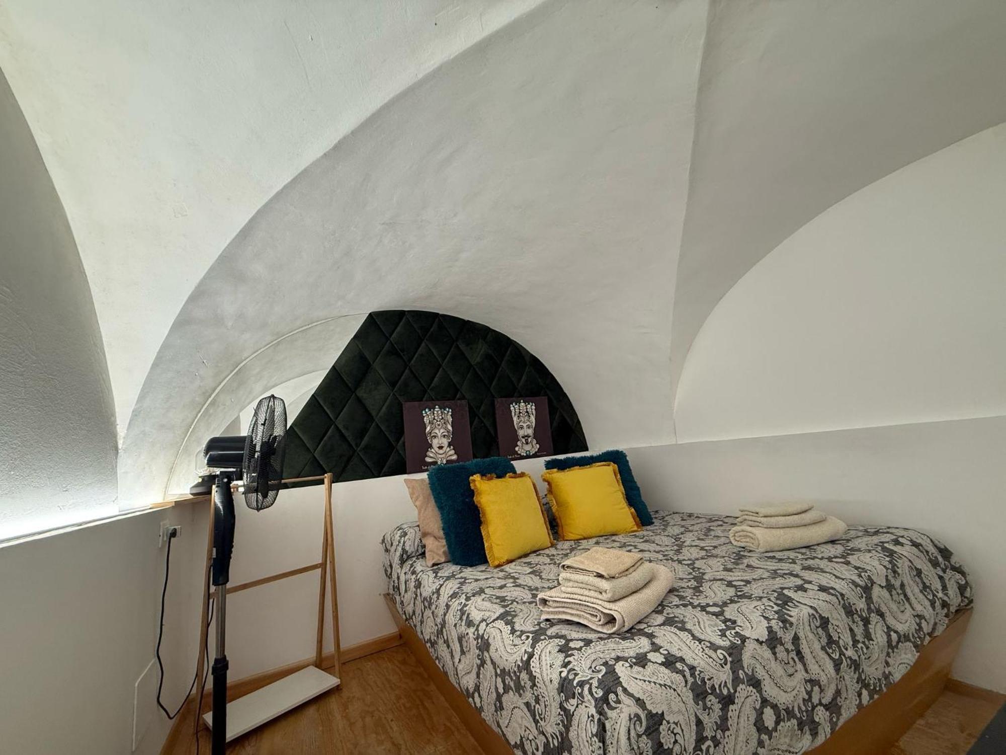 Cammileddi Mini Suite Catania Exterior photo